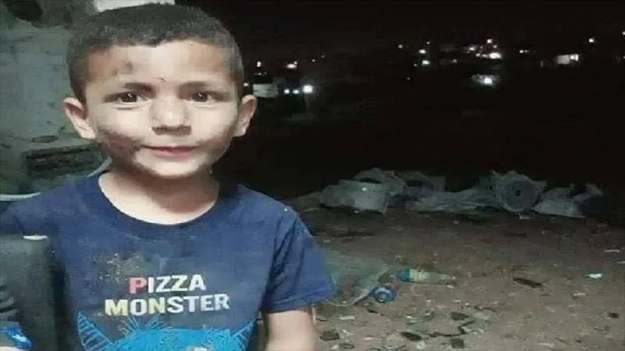 Macabras fotografías: Colono israelí atropella a un niño palestino