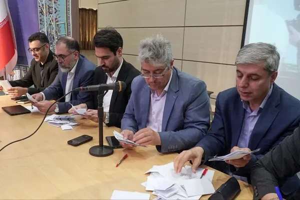 انتخاب اعضای هیأت رئیسه شورای هماهنگی روابط‌ عمومی‌های آذربایجان شرقی