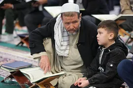 ترتیل‌خوانی قرآن کریم در حرم امام رضا(ع)