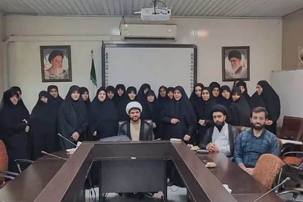 شرکت ۴۵ مربی گرگانی در آزمون جامع تدبر در قرآن