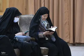 کرسی تلاوت بانوان در آستان عبدالعظیم(ع)