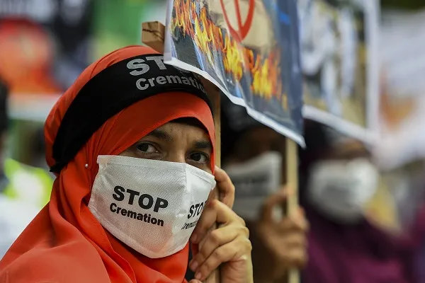 Sri Lanka Stops Controversial Muslim Burial Policy