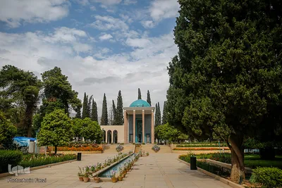 سعدیا مرد نکونام نمیرد هرگز