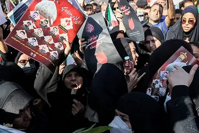 مروری بر حمله تروریستی به حرم شاهچراغ(ع) آبان ۱۴۰۱