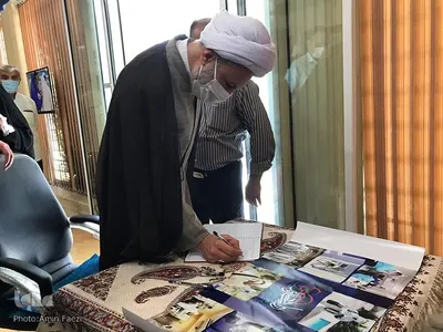 افتتاح نمایشگاه عکس «روایت تصویر عشق» در شیراز