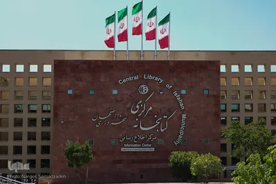 نقاشی‌های پوپک مهمان کودکان و نوجوانان اصفهانی