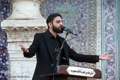 آیین تعویض پرچم حرم در شب وفات حضرت معصومه (سلام الله علیها)
