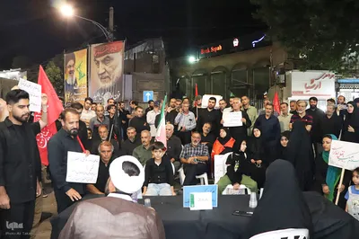 تجمع مردم انقلابی ملایر در موج صد و سی و هفت