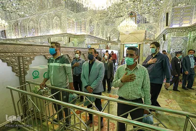 آیین گلاب شویی گنبد حرم مطهر شاهچراغ‎ (ع)