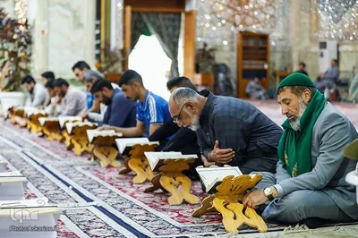 Koranlesung findet täglich im Heiligen Schrein von Imam Hussein (as.) statt