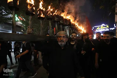 آیین سنتی مشعل گردانی در قم