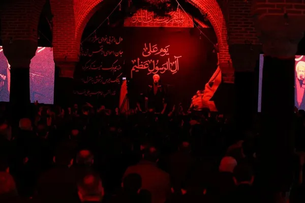 مراسم سوگواری شهادت قائد امت در مسجد صاحب الامر تبریز