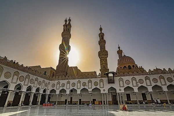 Al-Azhar condamne l’offensive sioniste contre Rafah