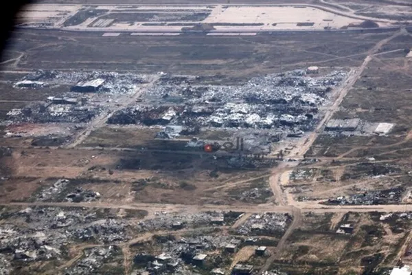 Идомаи бомбаборони хонаҳои маскунӣ дар Навори Ғазза