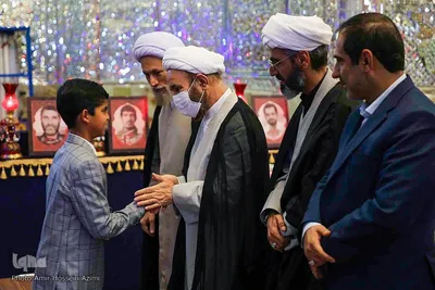 نشست جامعه قرآنی استان فارس با نماینده ولی‎فقیه در استان