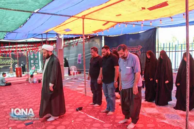 خدمت مواکب ملایر به زائران اربعین

