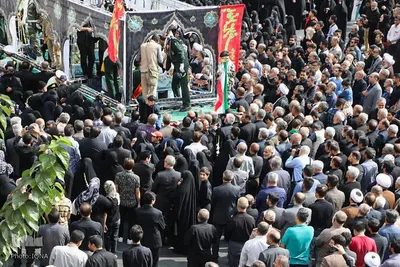 تشییع پیکر مطهر ۲۳ شهید دفاع مقدس در ارومیه‎