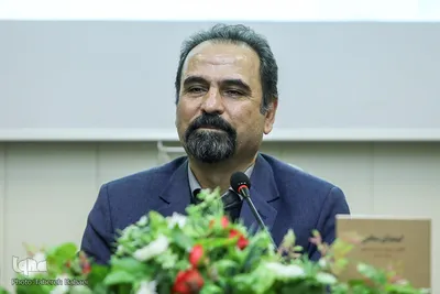 رونمایی از کتاب حلقه حکمت