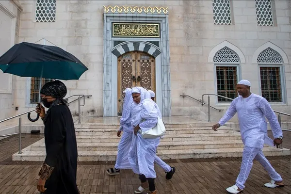 Bomb Threat Disrupts Friday Prayers at DC Mosque