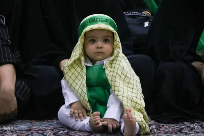 مراسم شیرخوارگان حسینی در اصفهان