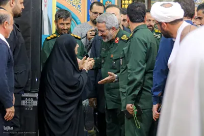 تجمع مردمی در محکومیت حادثه تروریستی گلزار شهدای کرمان