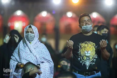 عزاداری شب عاشورای حسینی در حرم مطهر شاهچراغ(ع)