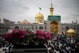 لحظه تحویل سال ۱۴۰۰ در حرم مطهر رضوی