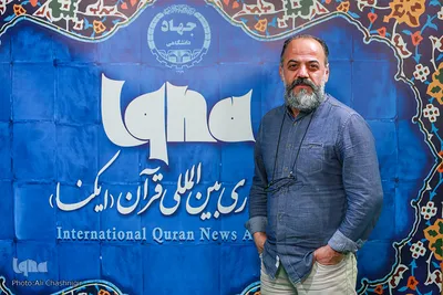 جواد افشار، کارگردان سریال گاندو