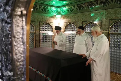 مراسم غبارروبی مضجع شریف ثامن‌الحجج حضرت امام رضا علیه‌السلام