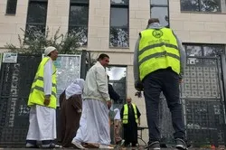 Pour éviter les prières de rue, la mosquée Ibn Badis de Nanterre cherche à s’agrandir