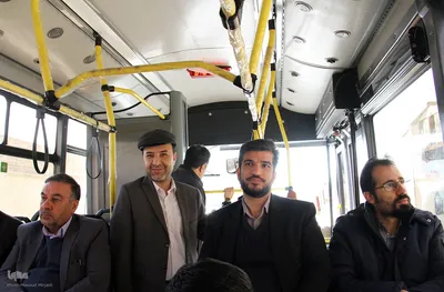 تور رسانه‌ای اتوبوس خبر و بازدید از طرح‌های شهرداری منطقه یک یزد