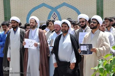 آتش زدن برجام درحوزه علمیه رضویه بیرجند