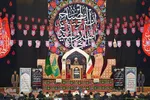 نماز ظهر عاشورا در شبستان امام خمینی(ره)‎ حرم شاهچراغ(ع)