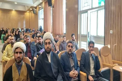 برگزاری گارگاه آموزشی تدبر در قرآن کریم در الیگودرز