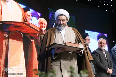 تجلیل از حجت الاسلام محمد علی رضایی اصفهانی