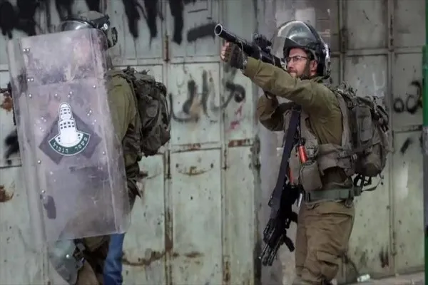 Fuerzas israelíes matan a tiros a tres palestinos en Cisjordania