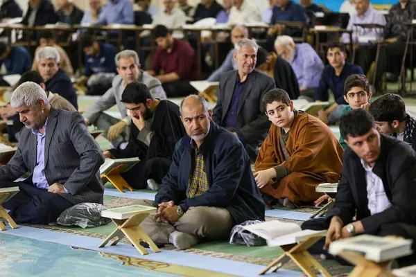 ترتیل خوانی قرآن در مصلای امام خمینی (ره) تبریز