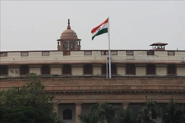 Parliyamento ng India: Ang Anti-Muslim na mga Hanay ay Nagdulot ng Kabalbalan