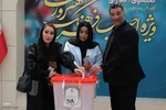 حضور هنرمندان پای صندوق‌های رأی‎