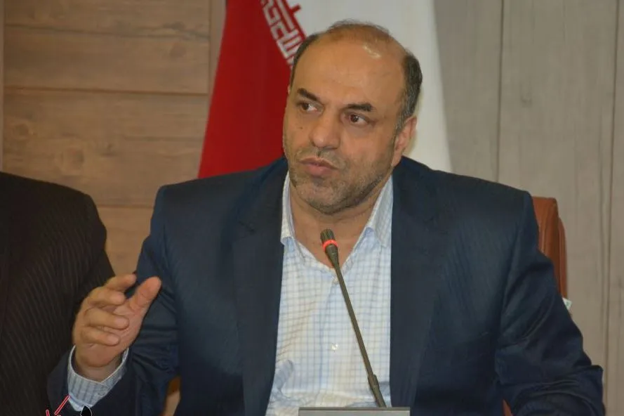مؤسسات غیرمجاز خودمختار هستند/ لزوم تجدیدنظر در برخورد بانک مرکزی