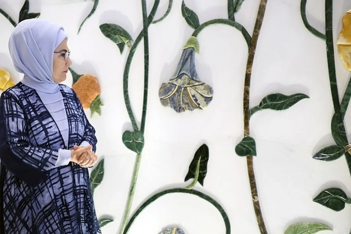 La grande mosquée Cheikh Zayed visitée par Emine Erdogan