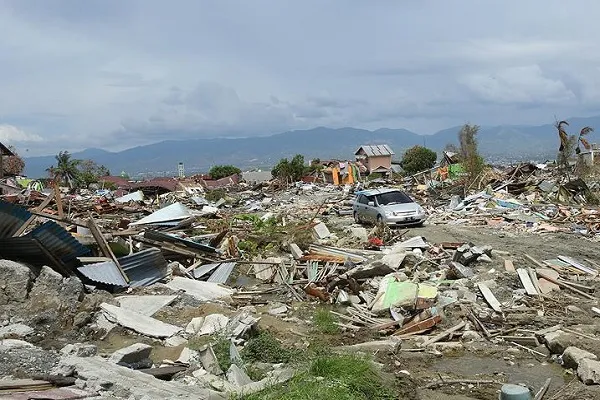 Endonezya'daki depremde ölü sayısı 2 bin 256'ya yükseldi