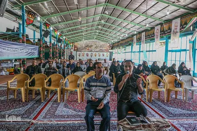 غبار روبی مزار شهدا‎ با حضور اعضای جهاد دانشگاهی اصفهان