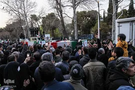 تشییع پیکر فرماندهان شهیددر معراج شهدا