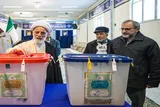 قدردانی نماینده ولی‌ فقیه و استاندار مرکزی از حضور مردم در انتخابات