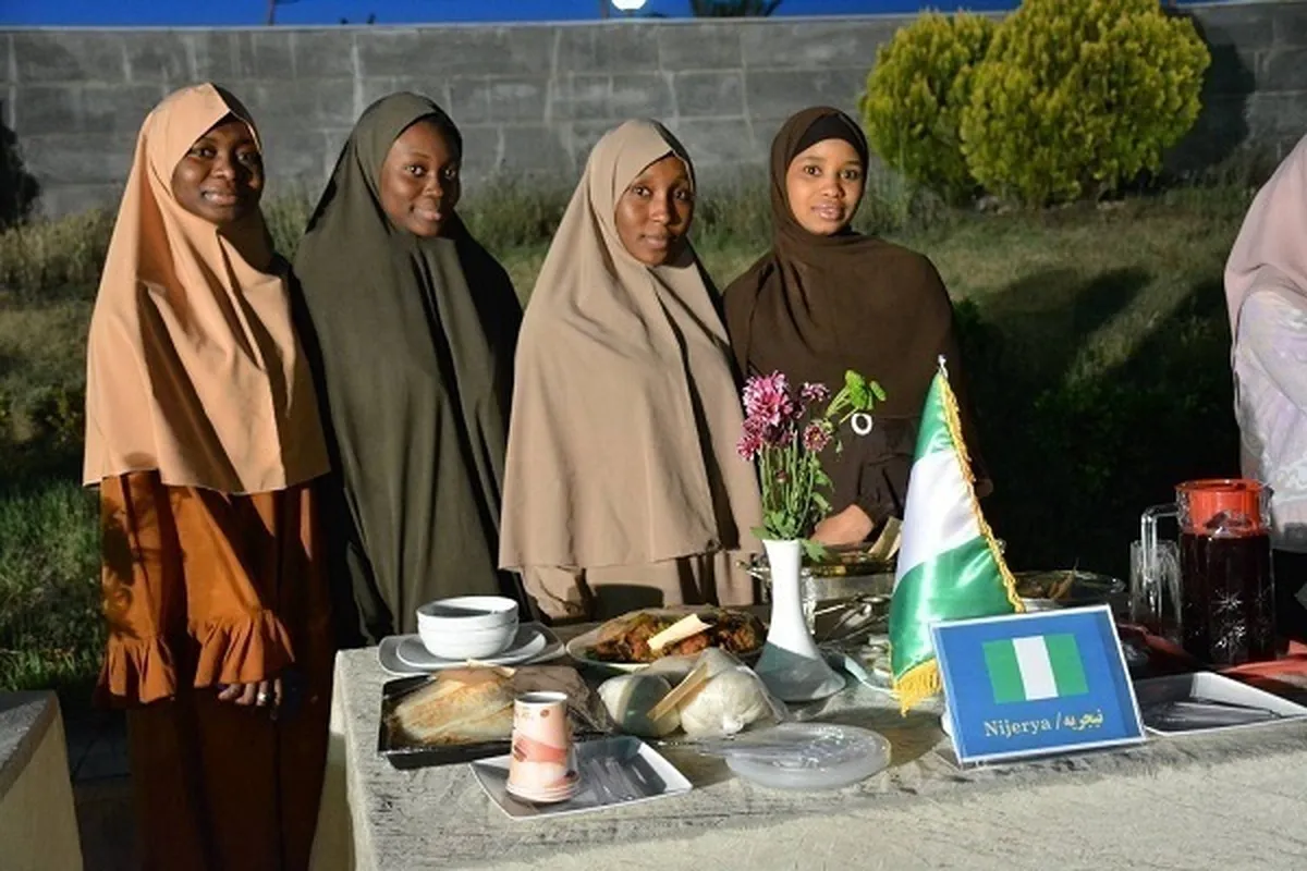 Chuo Kikuu cha Ahl-ul-Bayt Tehran kimeandaa futari ya Kimataifa