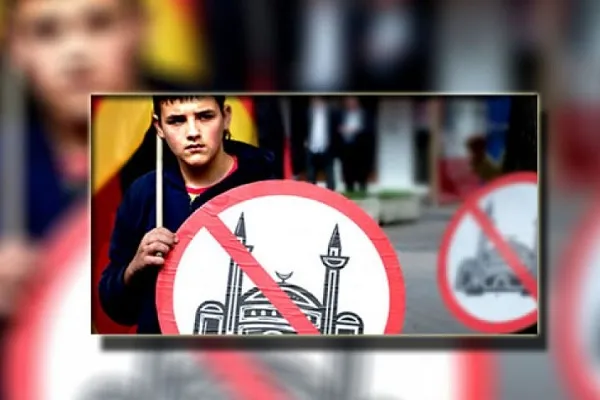 Hollanda’da İslam düşmanlığı normalleşti