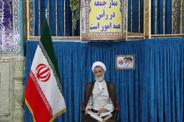 امروز مسئله قدس، نماد حق است