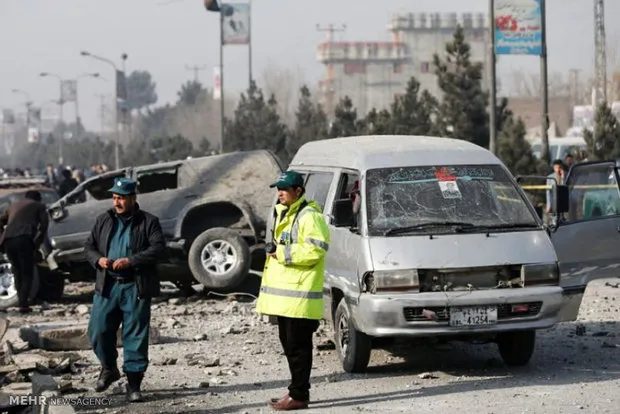 Afganistan'da bombalı saldırı: 14 ölü