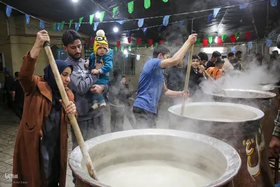 آیین طبخ ۳۰ تن سمنو در شیراز‎